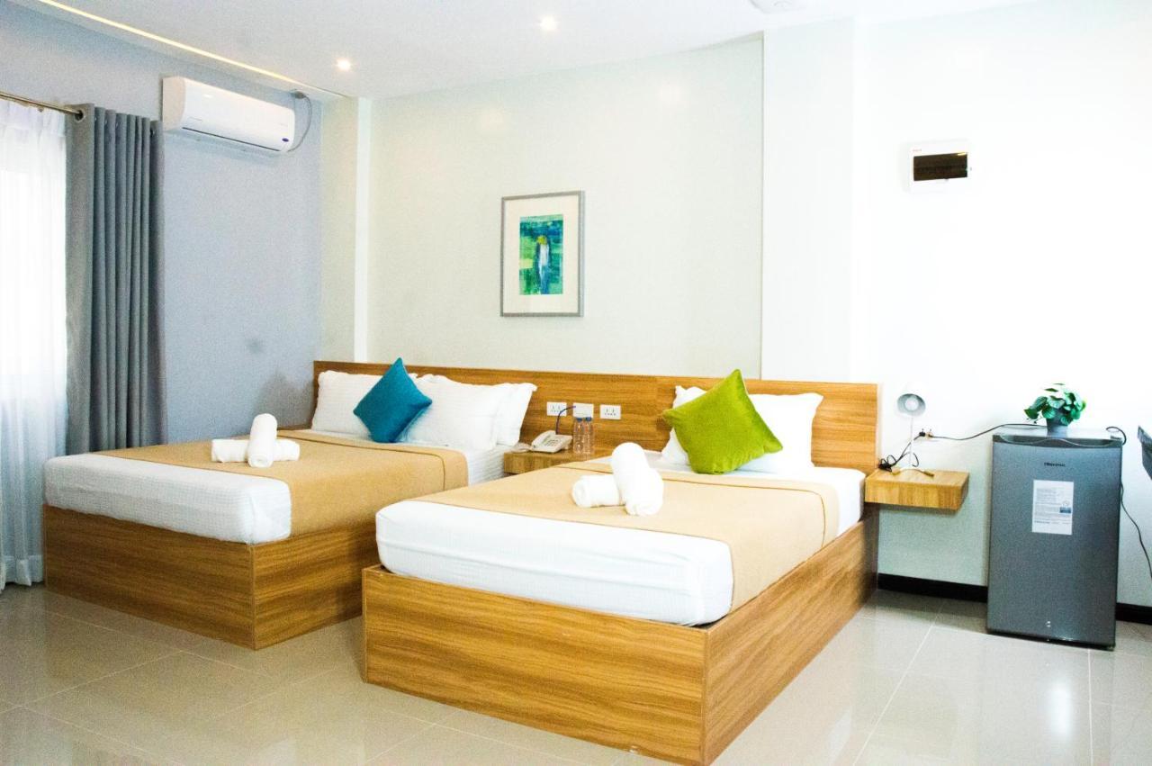 Elti Suites By Bluebookers อังเฮเลส ภายนอก รูปภาพ