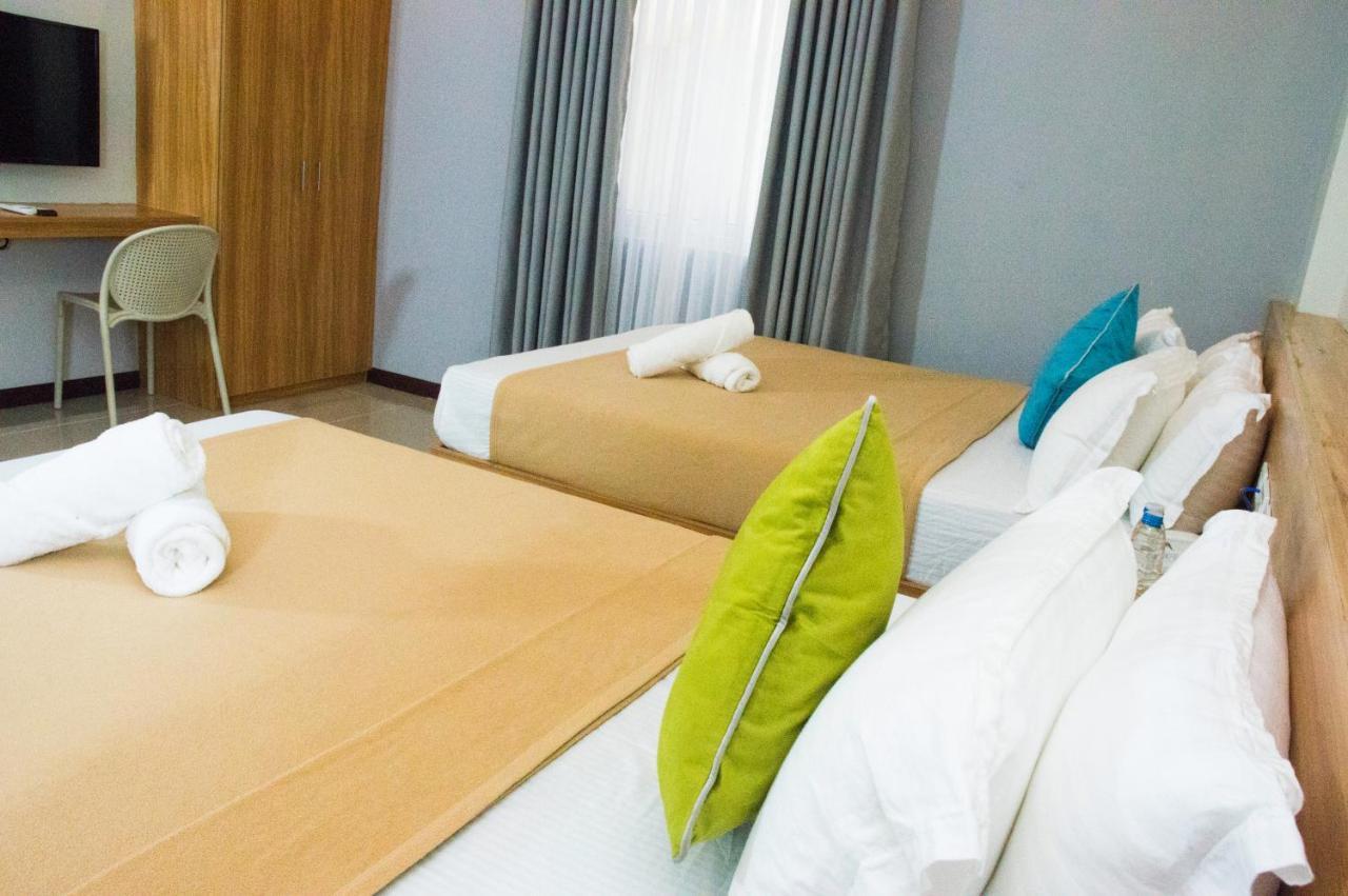 Elti Suites By Bluebookers อังเฮเลส ภายนอก รูปภาพ