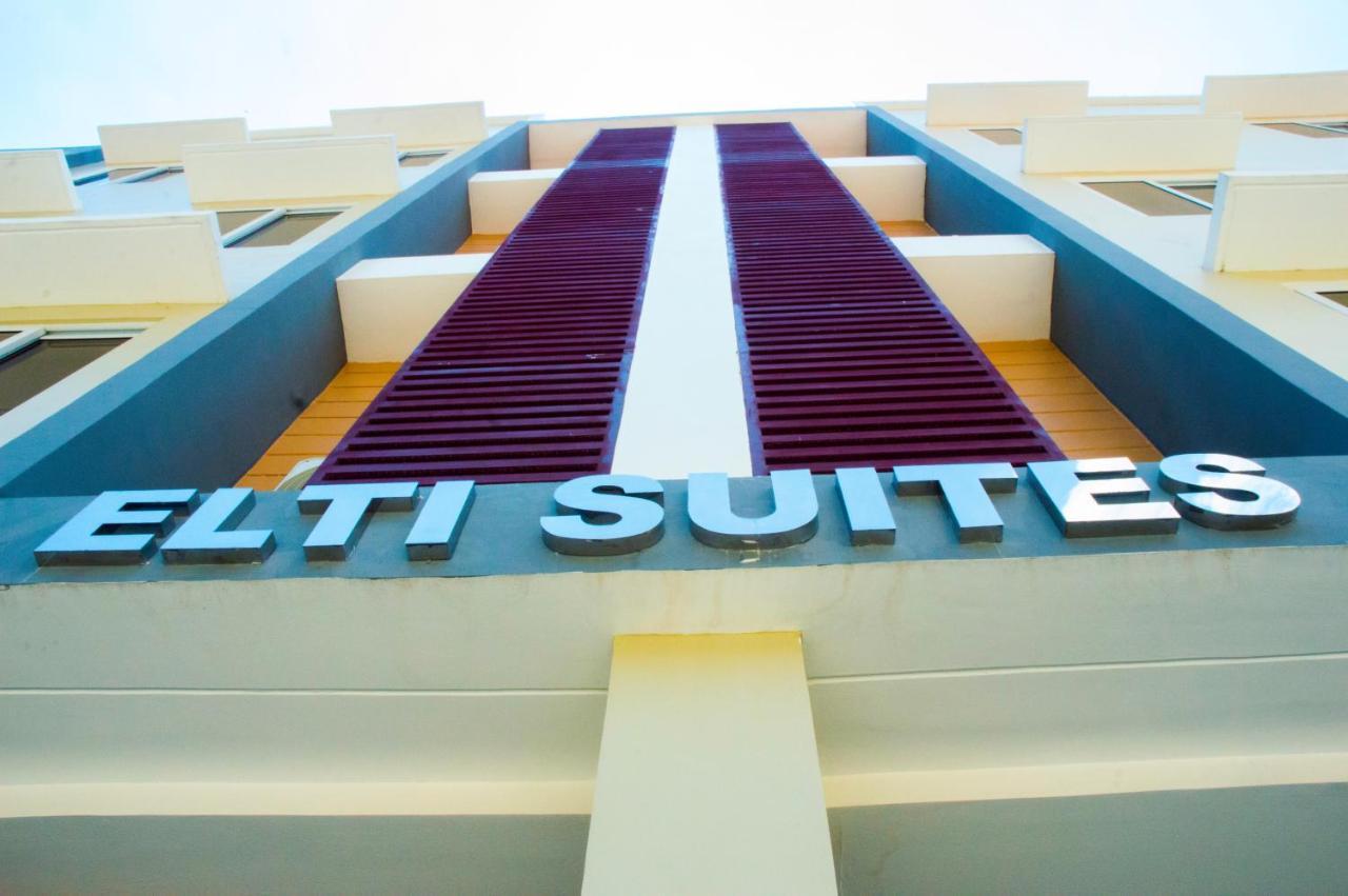 Elti Suites By Bluebookers อังเฮเลส ภายนอก รูปภาพ