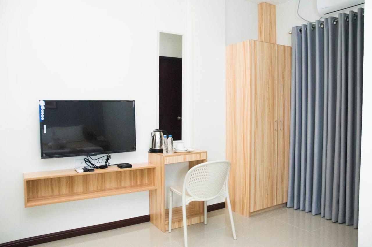 Elti Suites By Bluebookers อังเฮเลส ภายนอก รูปภาพ