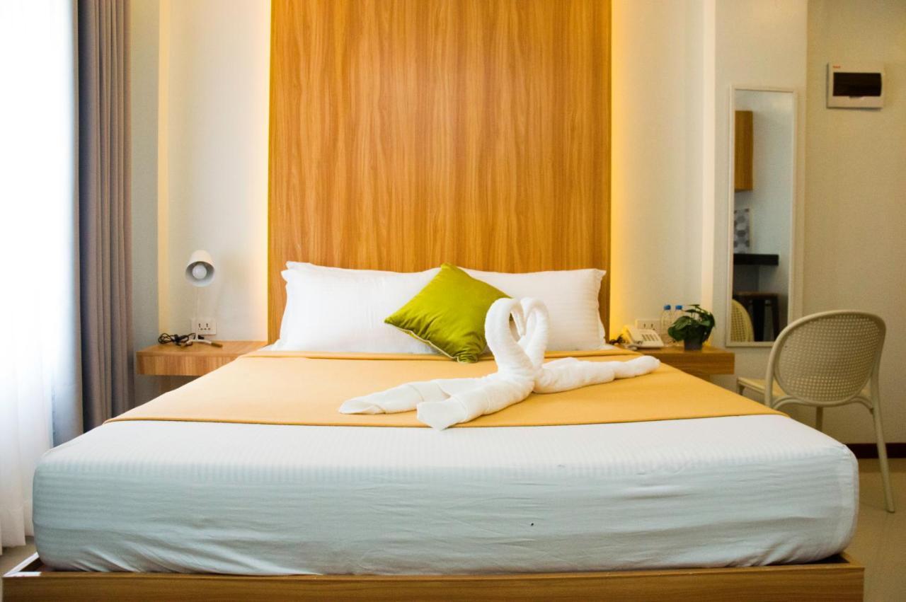 Elti Suites By Bluebookers อังเฮเลส ภายนอก รูปภาพ