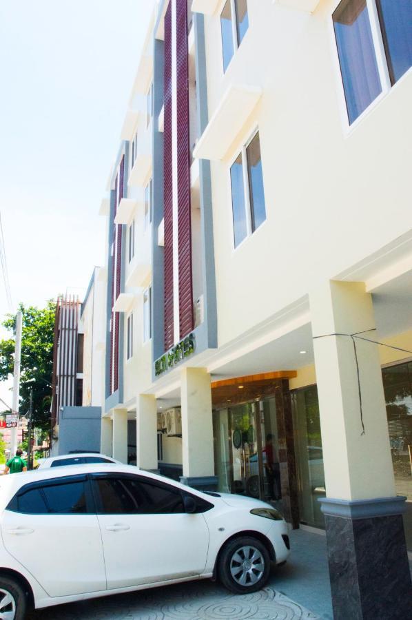 Elti Suites By Bluebookers อังเฮเลส ภายนอก รูปภาพ