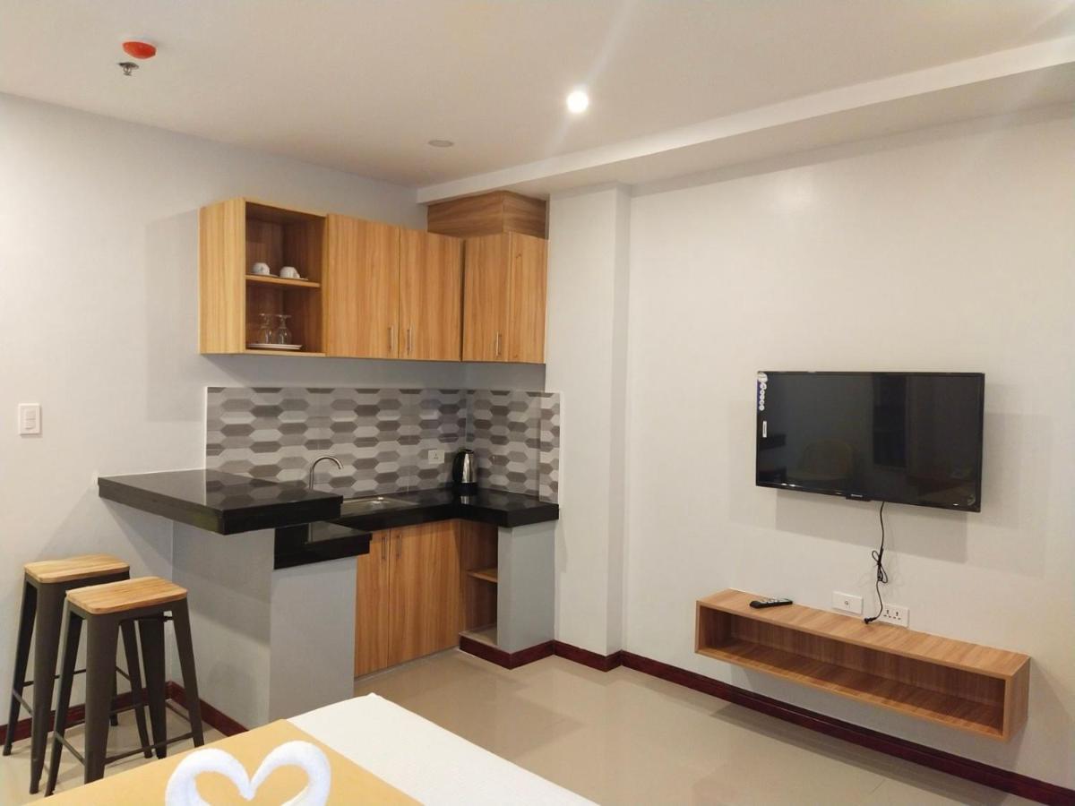 Elti Suites By Bluebookers อังเฮเลส ภายนอก รูปภาพ