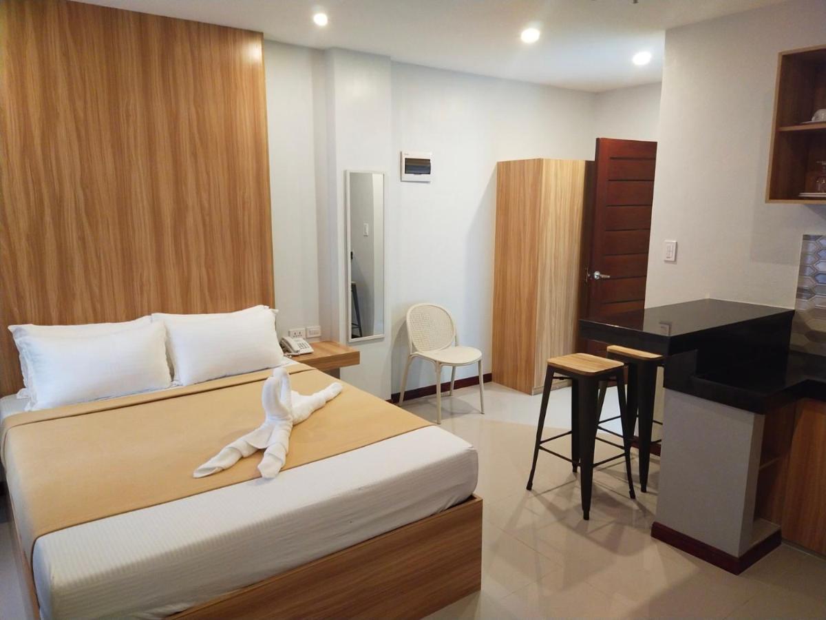 Elti Suites By Bluebookers อังเฮเลส ภายนอก รูปภาพ