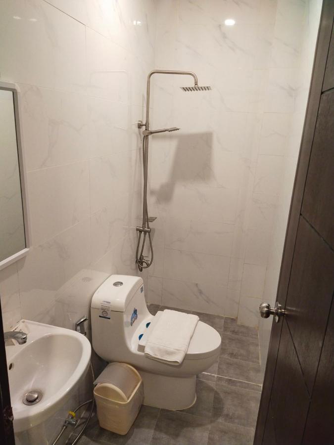 Elti Suites By Bluebookers อังเฮเลส ภายนอก รูปภาพ